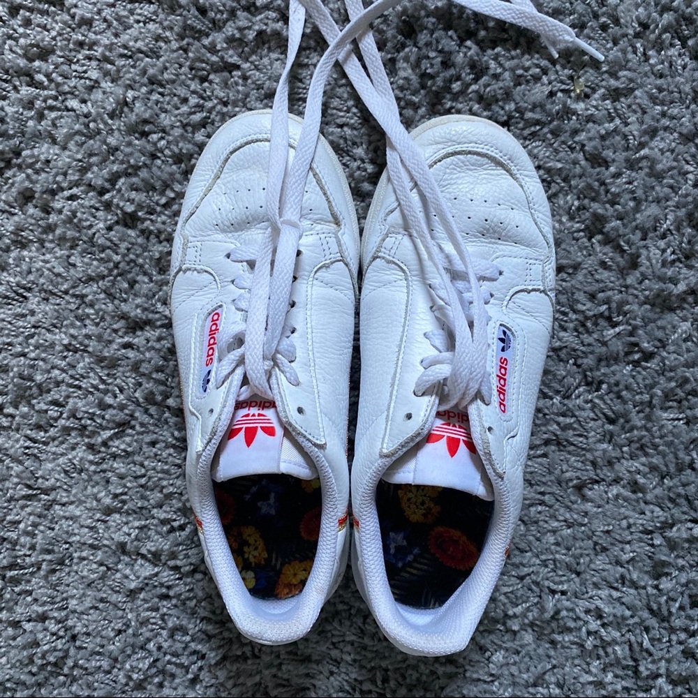 Adidas continental 80 women’s size 7